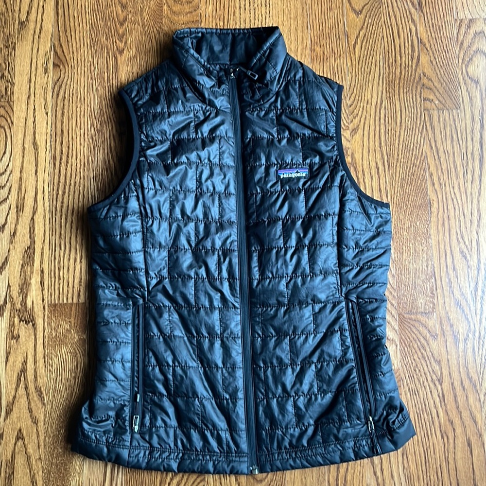 Patagonia nano puff vest. Black. Used- like new.